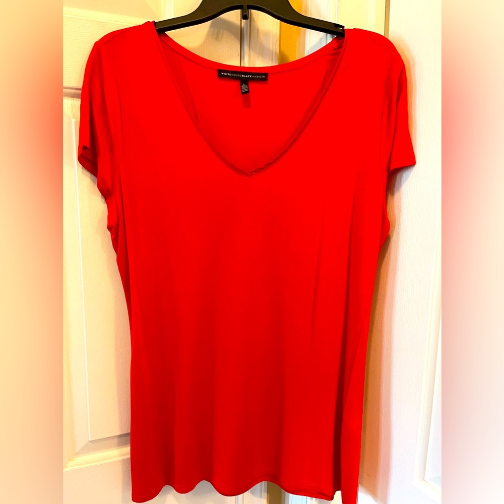 WHBM Large red short-sleeved v-neck tee